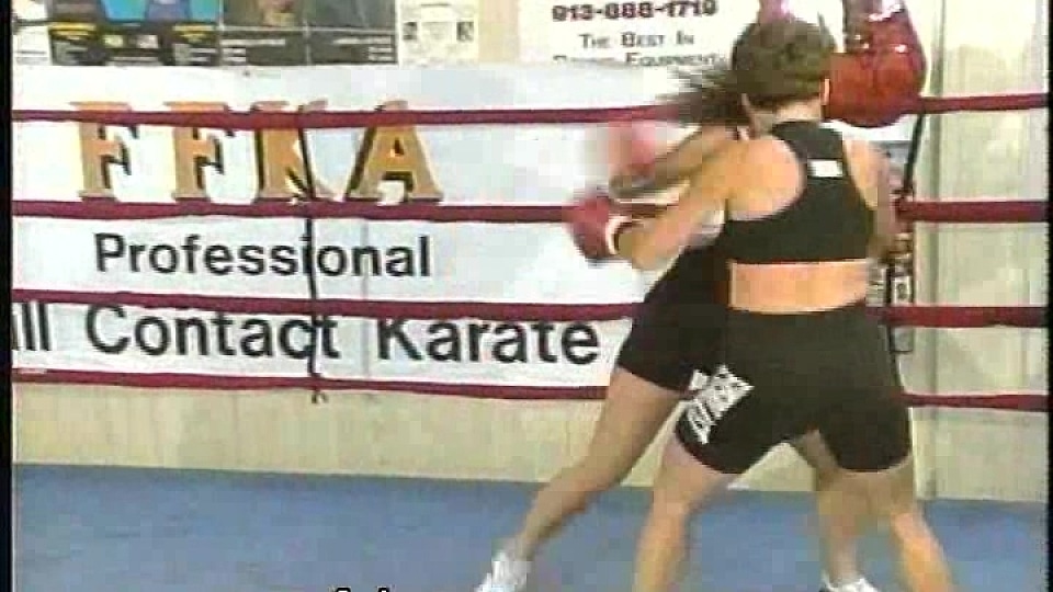 Roxanne Vs Nikki Boxing